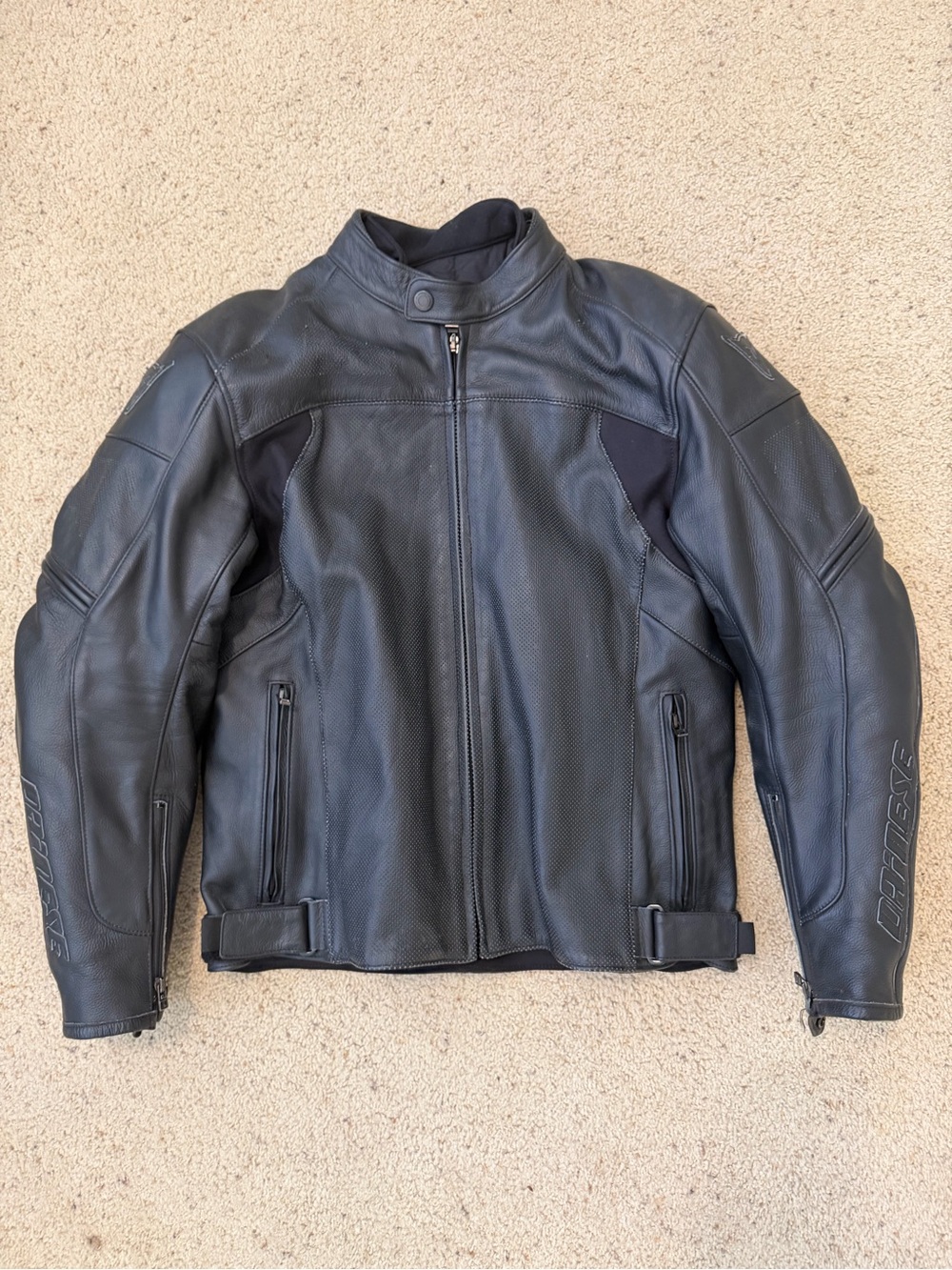Dainese Leather Motorcycle Jacket Thermal Liner Mens EU 52 US Large Perforated